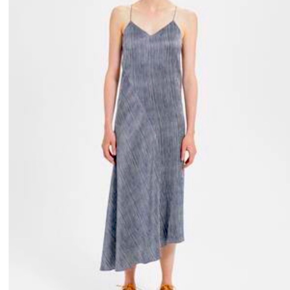 𝅺Theory size 4 NWT navy striped cross back silk satin slip dress
